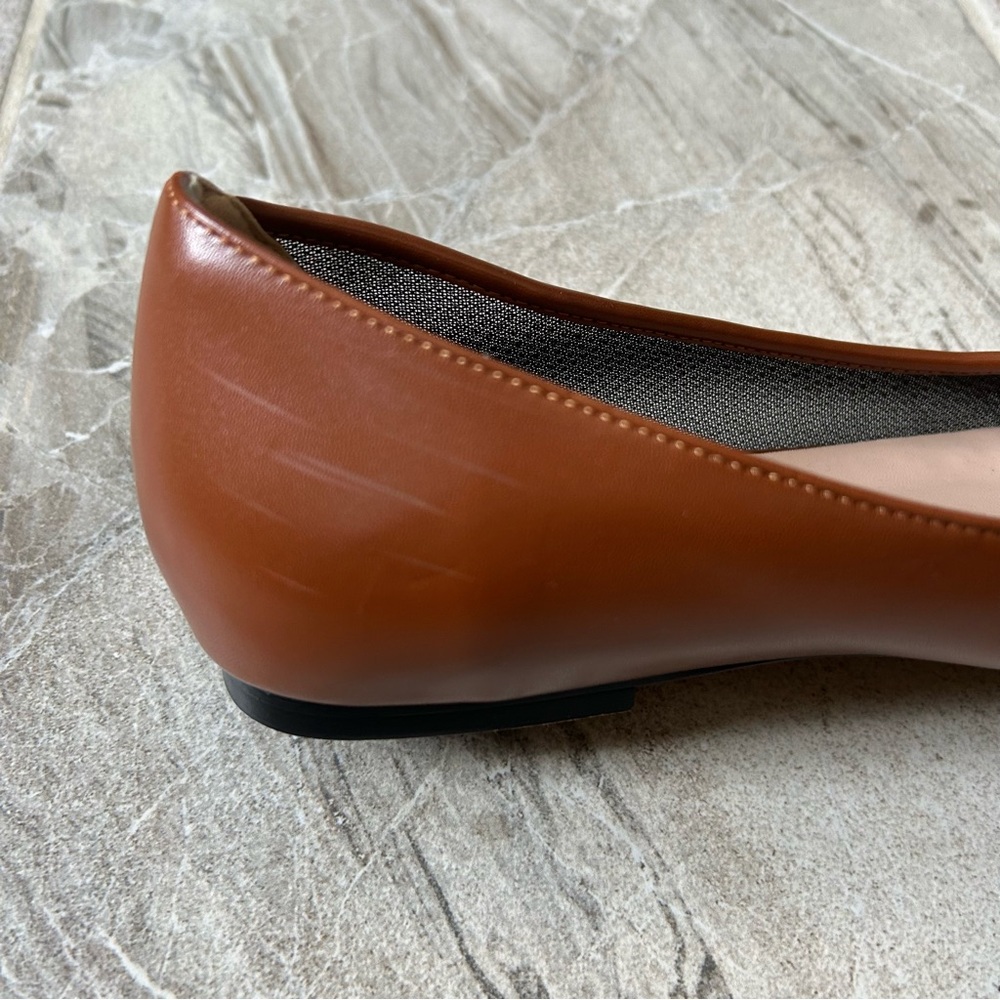 Vaila Linda Flats in Brown, Size 11 - Picture 8 of 12